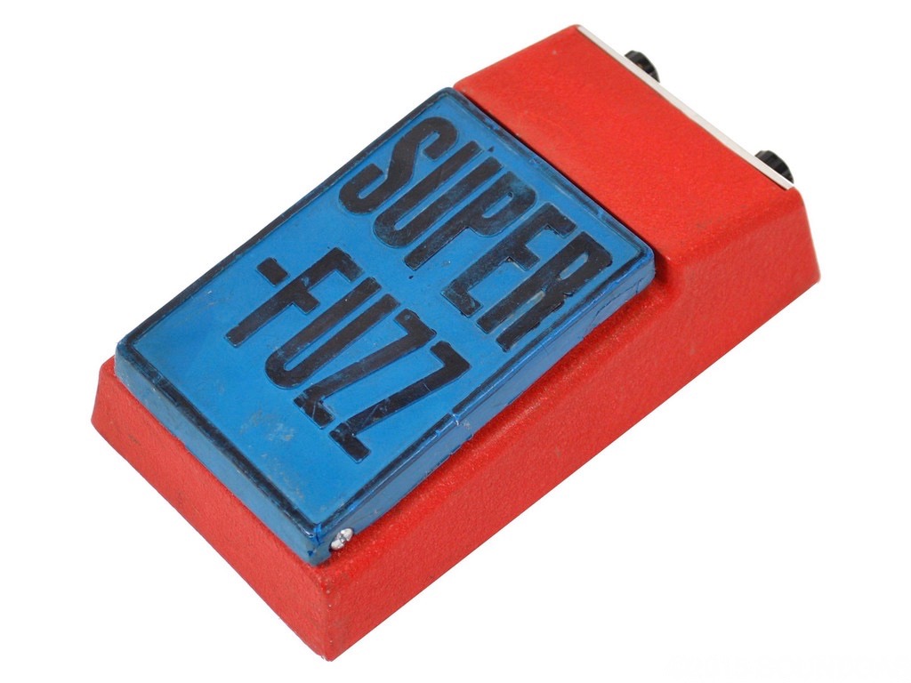 Fuzz guitare : Story Univox Super Fuzz
