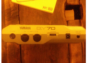 Yamaha QY70 (95009)