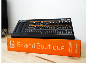 Roland JP-08 (34508)