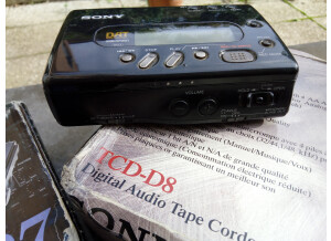 Sony TCD-D7 (64777)