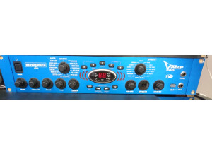 Behringer V-Amp Pro (84751)