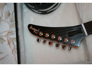 Gibson USA Holy Explorer