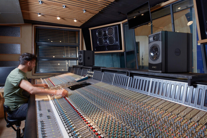 PMC result6 studio PMC result6 studio