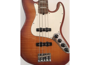 Fender Select Active Jazz Bass (67764)