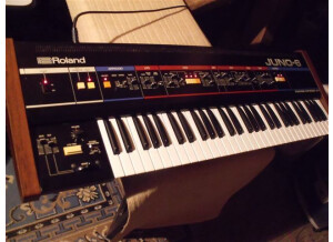 Roland JUNO-6 (1738)