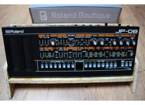 Roland JP-08 (44128)