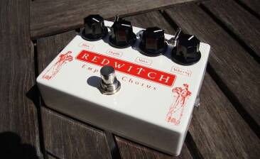 Red Witch Empress Chorus