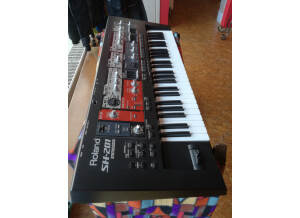 Roland SH-201 (19362)