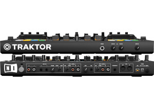 Native Instruments Traktor Kontrol S4 mk2 (43895)