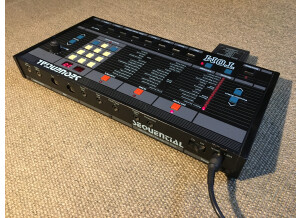 Sequential Circuits TOM (7077)