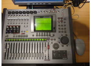 Roland VS2000 (2).JPG