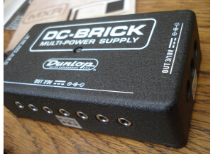 MXR DC Brick DCB10
