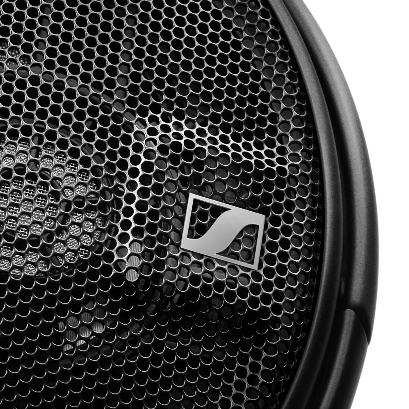 product detail x2 desktop Sennheiser HD 660 S product image detail shot