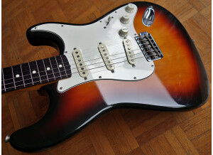 Fender ST62-xx (62927)