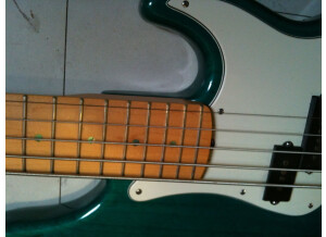 Fender Precision American deluxe 5 cordes