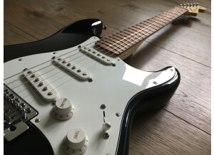 Fender Standard Stratocaster [1990-2005] (34611)