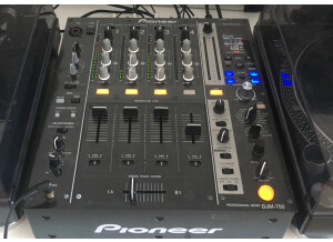 Pioneer DJM-750-K (26729)