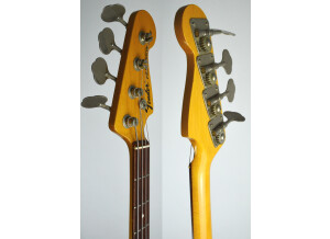 Fender PB70-70US (55075)