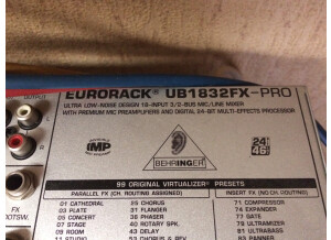 Behringer Eurorack UB1832FX-Pro (8910)