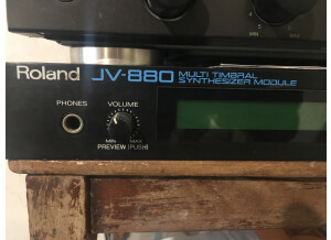 Roland JV-880 (6908)