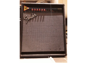 Fender M-80 Bass