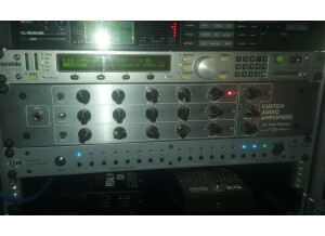 Custom Audio Electronics 3+ (60544)