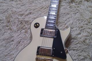 Fenix by Young Chang Les Paul Custom