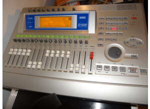 Korg D-1600 (65229)