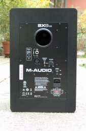 M-Audio BX8-D3 : BX8D3 2 M-Audio BX8-D3 : BX8D3 2