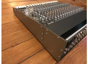 Mackie 1642-VLZ3 (27054)