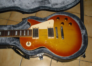 Tokai Guitars LS 90