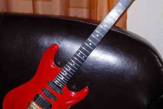 Valley Arts Guitars CUSTOM PRO USA Archtop