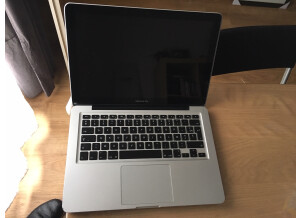 Apple MacBook Pro 13" Core i5 2,5 GHz (89348)