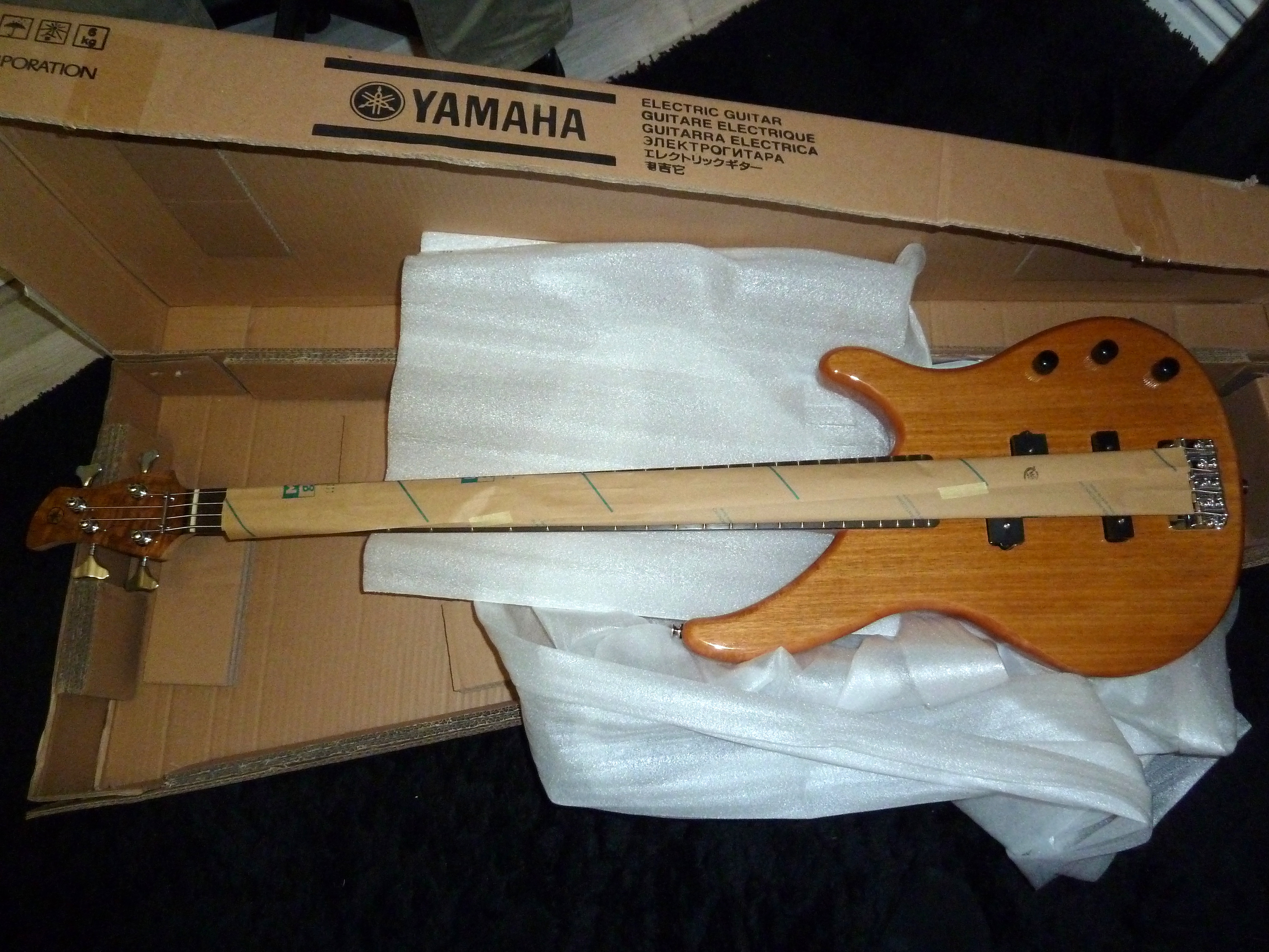 Yamaha TRBX174EW