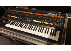 Roland Jupiter-8 (79992)