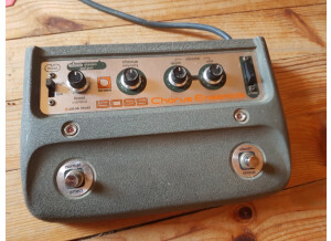 Universal Audio Boss CE-1