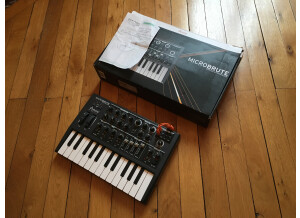 Arturia MicroBrute (97999)