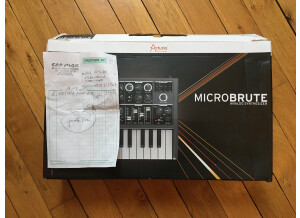 Arturia MicroBrute (74312)