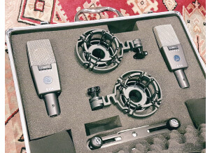 AKG C414 XLS Matched Pair (83994)