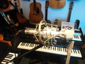 AKG D 190
