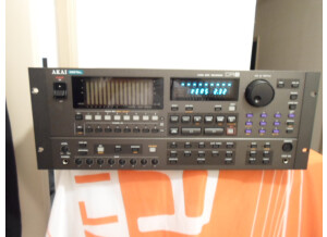 Akai DR8 (63055)