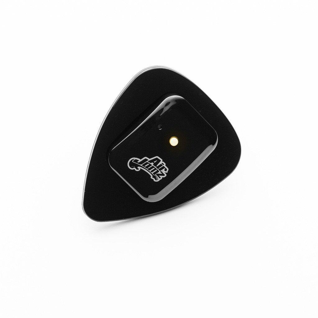 AJ Shopify Black Pick