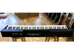 Roland FP-4 (50772)