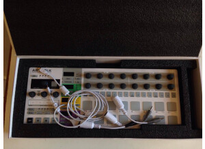 Arturia BeatStep Pro (41526)