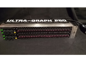 Behringer Ultra-Graph Pro GEQ3102 (25024)