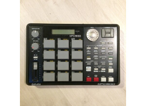 Akai MPC500 (48048)