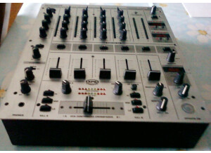 Behringer DJX700 Pro Mixer