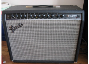 Fender Performer 1000 (67804)
