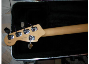 Fender Deluxe Active Jazz Bass [2004-current] (85271)