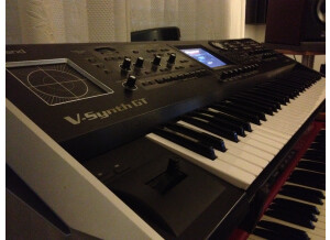 Roland V-Synth GT (8456)